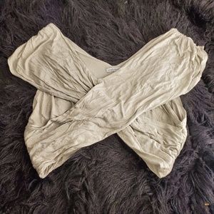 👑Charlotte Russe Crop top